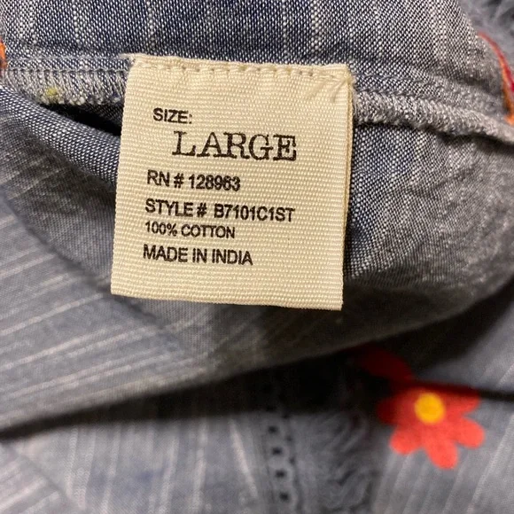 Rocks & Indigo embroidered dress size large - Picture 6 of 7